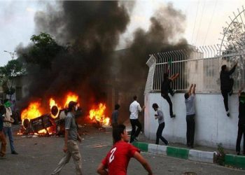ارتفاع القتلى في إيران إلى304 في احتجاجات ضد زيادة أسعار الوقود 9