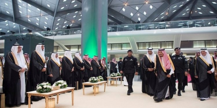 السعودية تستأنف رحلات القطار إلى مكة 1