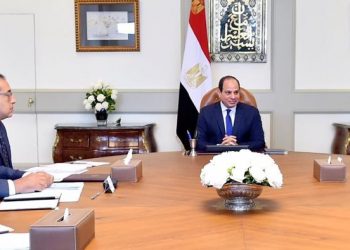 محمد الباز: اجتماع الرئيس السيسى اليوم "اجتماع حرب" 7