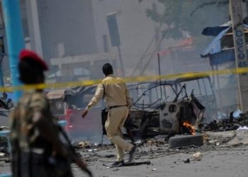 إصابة 11 صوماليا بينهما أربعة أتراك في تفجير انتحاري قرب مقديشيو 1