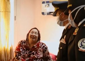 بالفيديو .. ضباط الشرطة يزورا المعهد القومى للأورام ويتبرعوا بالدم  1