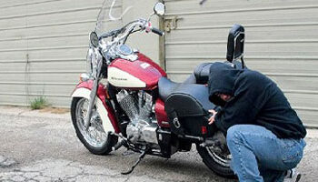 ضبط تشكيل عصابى تخصص في سرقة الدراجات النارية بالمنوفية 10