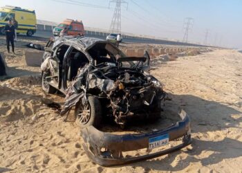 مصرع 8 أشخاص في حادث انقلاب سيارة بالطريق الصحراوي |صور 3