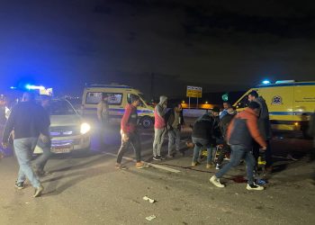 إصابة 10 أشخاص إثر حادث تصادم سيارة بالقاهرة الجديدة 4