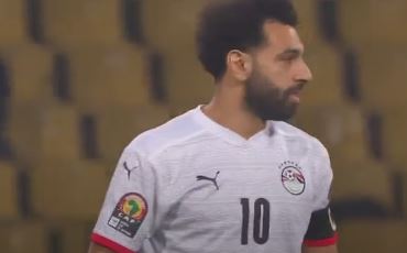 الحظ يعاند منتخب مصر أمام غينيا بيساو.. شوط أول سلبي 1