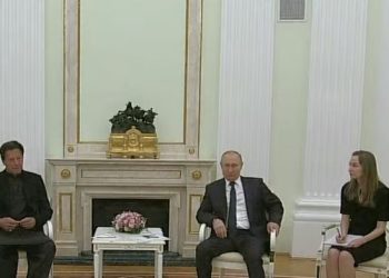 عاجل| أول ظهور لبوتين بعد الغزو على أوكرانيا بلقاء مع الرئيس الباكستاني 3