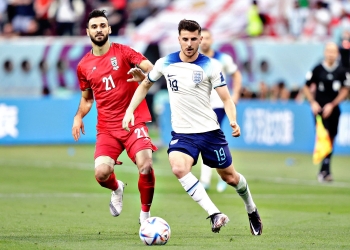 خطأ فادح .. إيران تقلص الفراق مع إنجلترا في كأس العالم 4