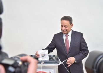 رئيس المجلس الأعلى لتنظيم الإعلام يدلي بصوته فى الانتخابات الرئاسية 2