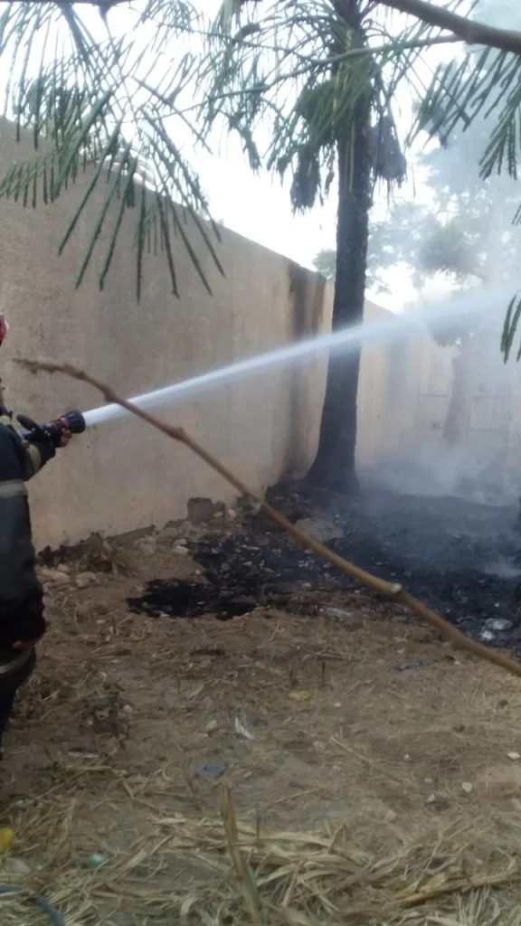 بالصور.. نشوب حريق داخل مدرسة ابتدائي في القاهرة وسيارات الإطفاء تحاول السيطرة 3