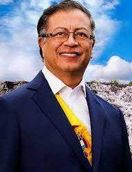 الرئيس الكولومبي يأمر بفتح سفارة لبلاده برام الله 1