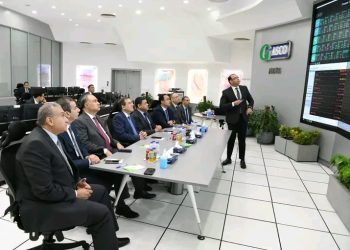 وزير البترول يعقد اجتماعا موسعا في مركز التحكم القومي للغاز بشركة جاسكو 4