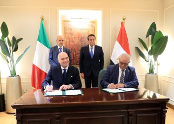 وزير الصحة يشهد توقيع مذكرة بين الرابطة الإيطالية لـ شركات الأدوية والمعهد العالي للتقنية 6