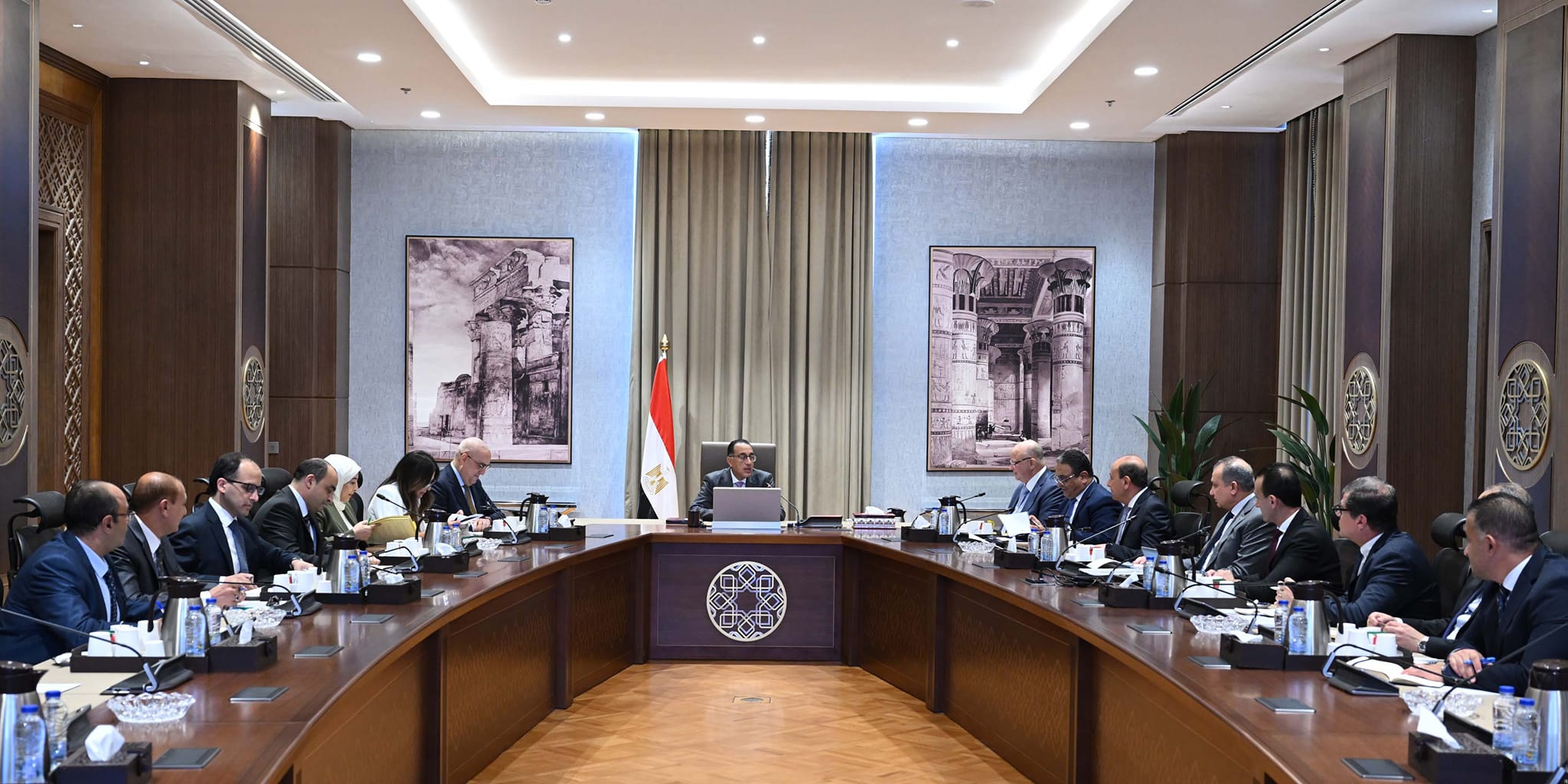 رئيس الحكومة يتابع موقف تقدم الأعمال بمشروع تطوير منطقة الفسطاط 2