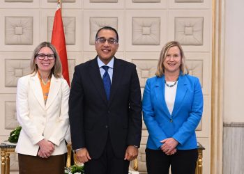رئيس الوزراء يلتقي المدير العام بالبنك الدولي ويثمن جهود المؤسسة لما تقدمه للحكومة المصرية 6