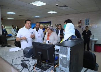وزير الصحة يتفقد مستشفى وادي النطرون التخصصي بالبحيرة ويوجه بزيادة أعداد أطباء العناية المركزة 4