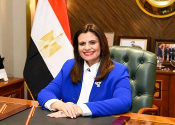 وزيرة الهجرة تشيد بسرعة استجابة وزير الطيران لمقترحات المصريين بالخارج بتشغيل 3 خطوط طيران مباشرة لـ إفريقية 2