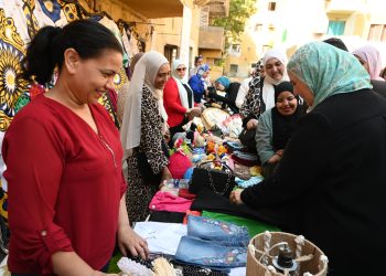 وزيرة التضامن الاجتماعي ووفد من البنك الدولي يتفقدان سير العمل بوحدة الخازندار بالقاهرة 4